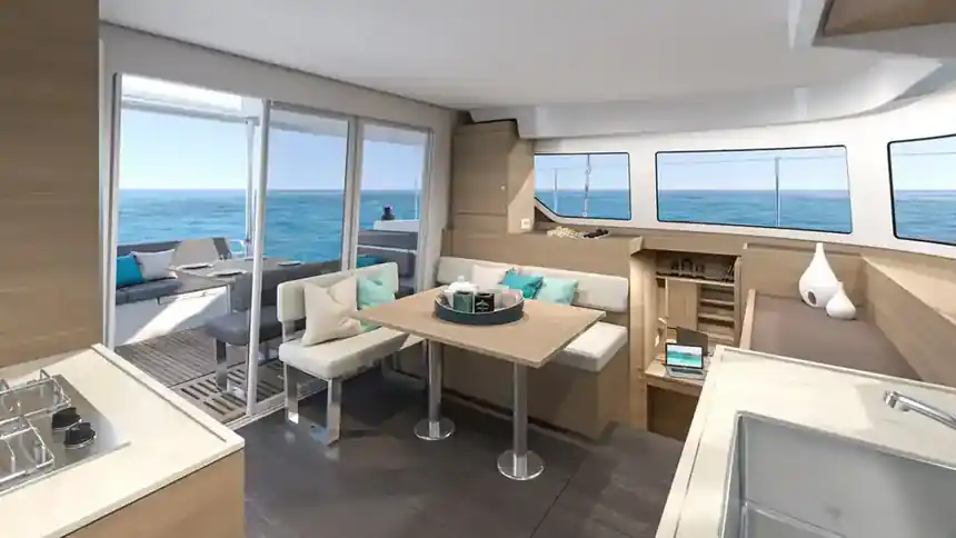 Lagoon 38 — From astern