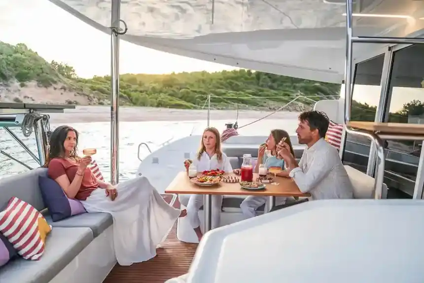 Lagoon 38 — A day aboard