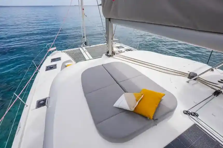 Lagoon 38 — Salon looking aft