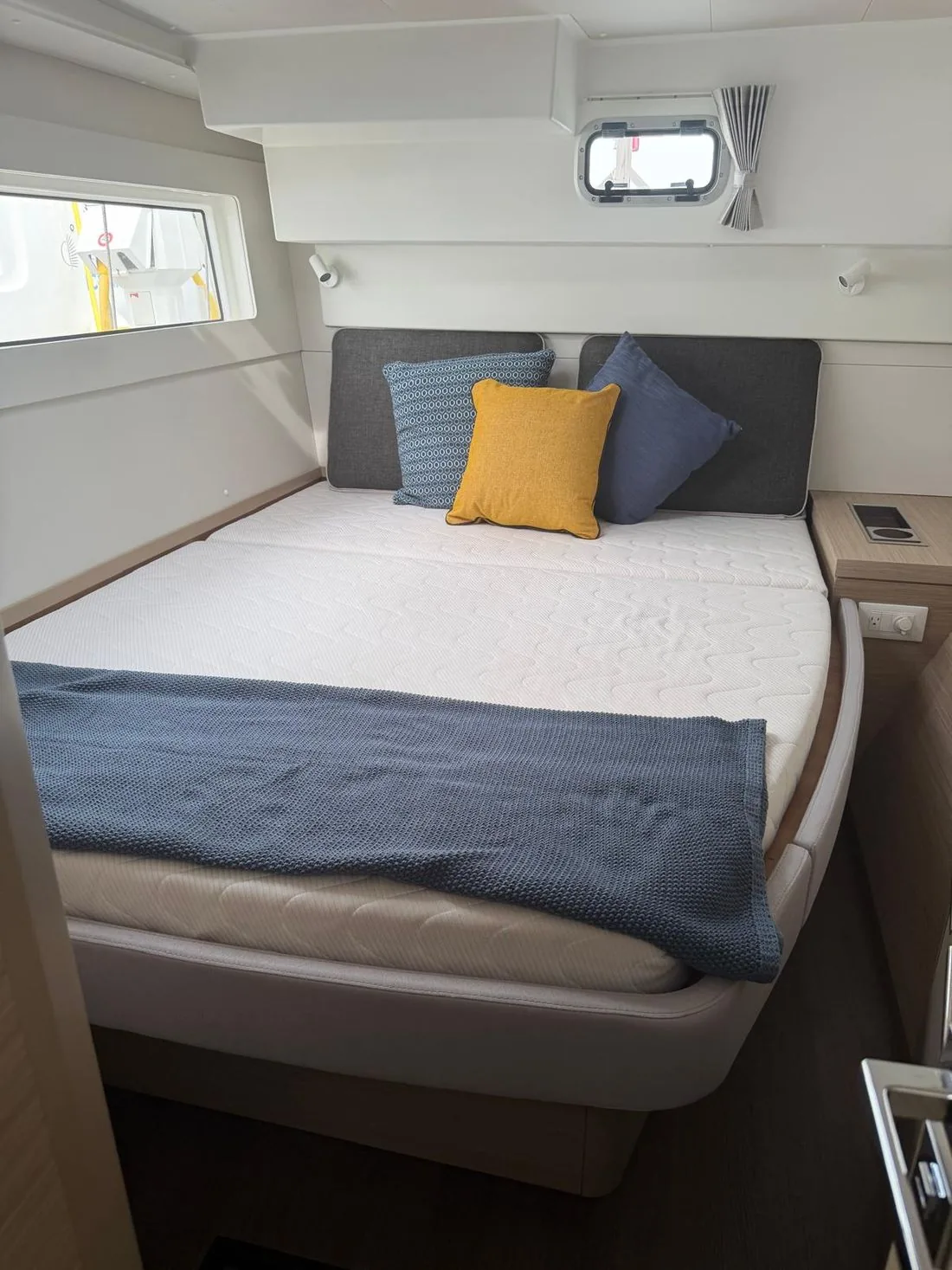 Lagoon 40 — Owner’s cabin