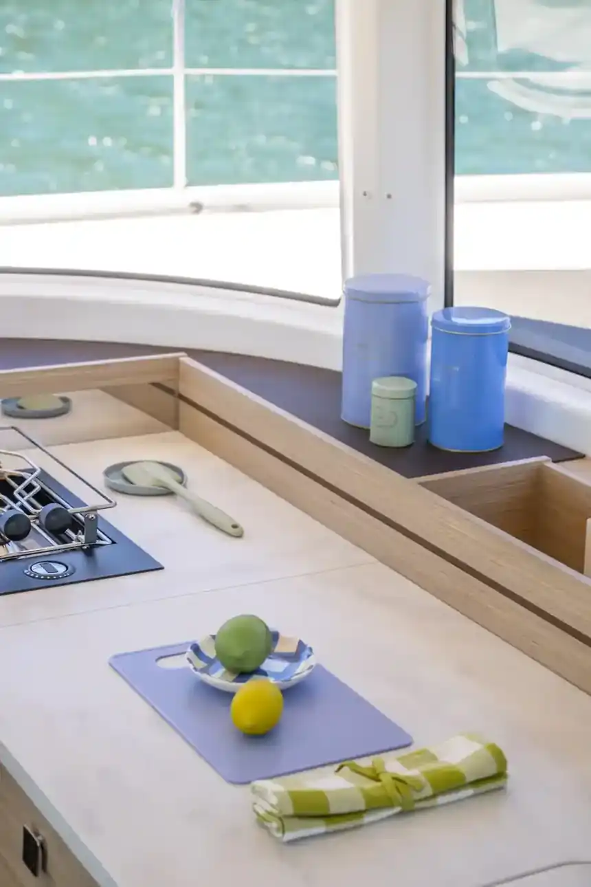 Lagoon 43 — Owner’s cabin