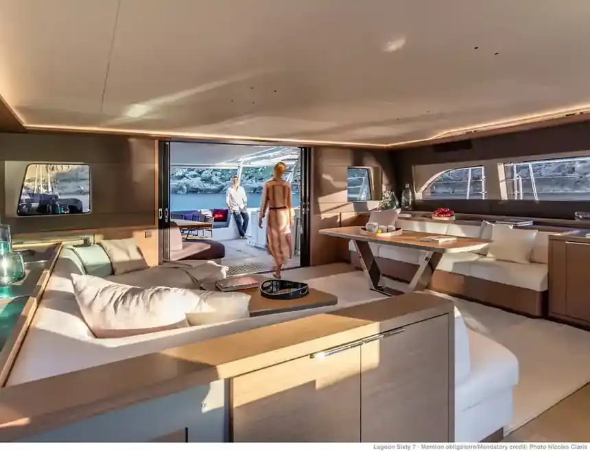 Lagoon SIXTY 7 — Below deck