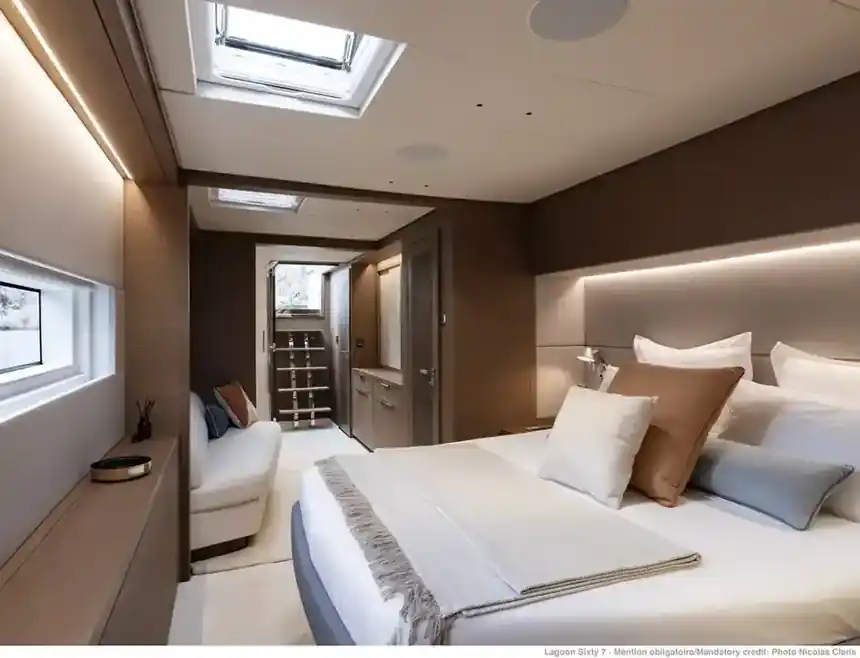 Lagoon SIXTY 7 — Forward cabin